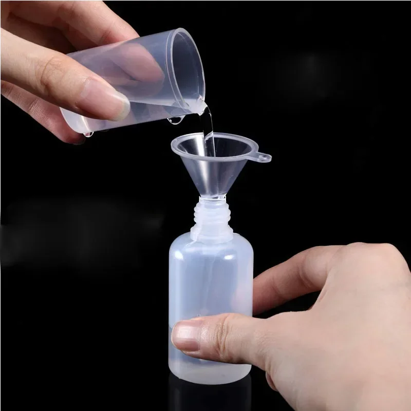 100 قطعة فارغة 3 مللي-120 مللي زجاجات قطارة سائلة صغيرة قابلة للعصر زيوت عين Vape أطراف طويلة مع أغطية ألوان