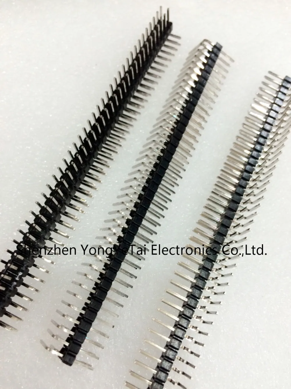 

Двухрядный штырьковый разъем YYT 2,54 мм 2*40P 90 градусов изогнутый штырь