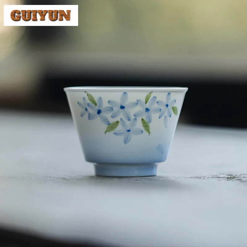 

2 шт./лот, ручная роспись, маленький синий цветок, белая фарфоровая чашка, винтажная чайная чаша, кувшин, чашка для медитации, чашки Jianzhan Master, чай 70 мл