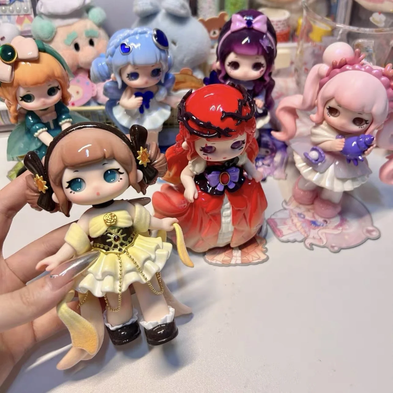 

Original Yuli Sisters Generation 5 Blind Box Gemstone Carving Series Cute Anime Figure Collectible Gift For Fans