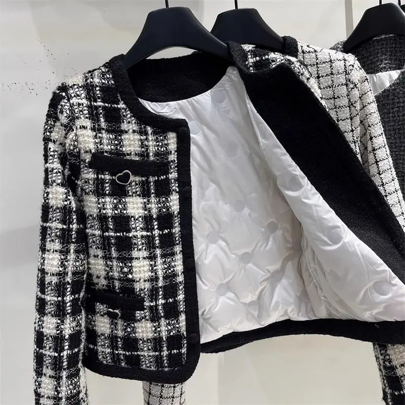 

2025 Autumn Winter Women Retro Small Fragrant Tweed Coat Female Plaid Long Sleeve Overcoats Ladies O-neck Loose Jackets