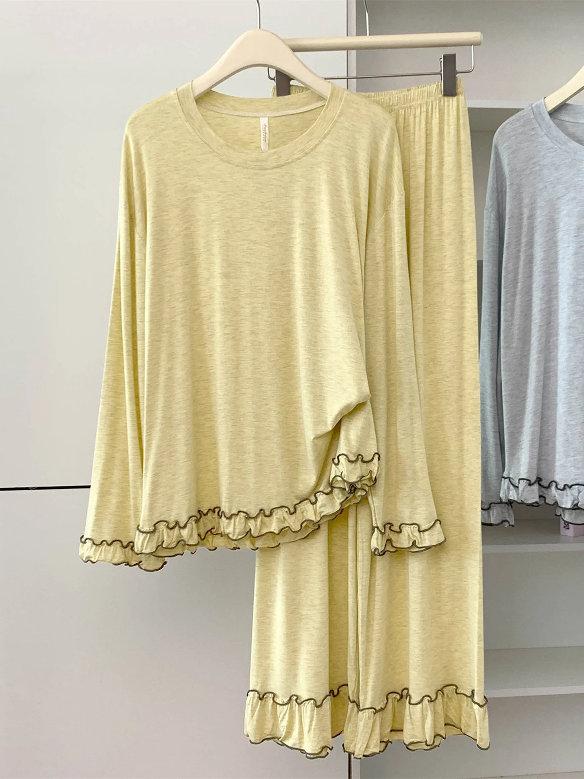 

5174 модальные хлопковые пижамы с круглым вырезом и длинными рукавами, длинные брюки, женские весенне-осенние тонкие свободные мягкие клетчатые комплекты домашней одежды