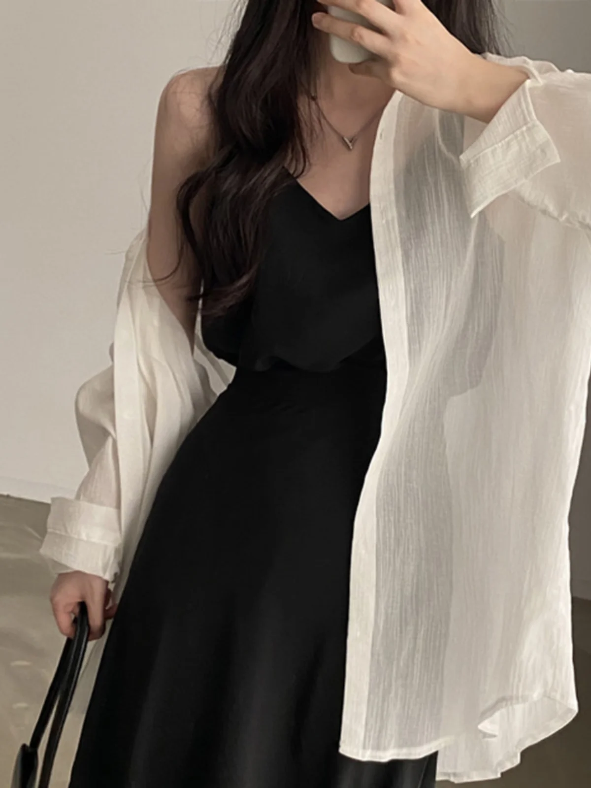 

Chic Thin Long Sleeve Women's Shirt Loose Fit Sun Protection Air Conditioning Top White Summer Fashion Korean Style Bubble Sl...