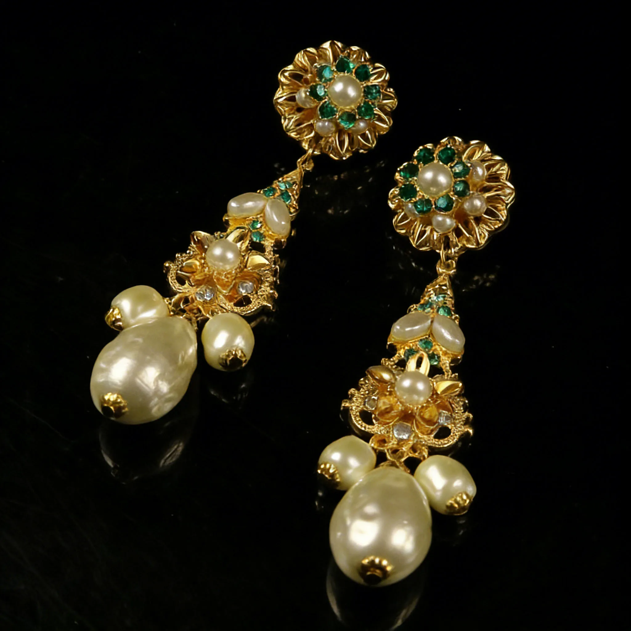 Vintage Pearl Earrings Gold Plating French Palace Style Long Shoulder-Sweeping Pearl Drops Jewelry Birthday Gifts for Women