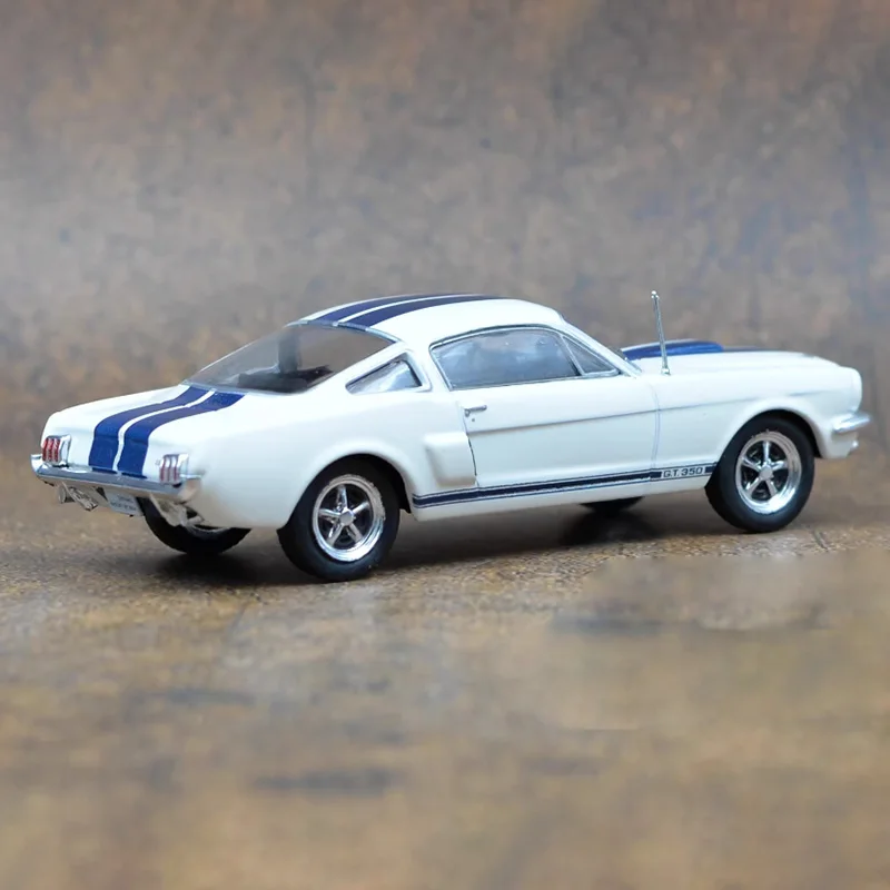 Diecast 1:43 Scale Ixo Shelby GT 350H 1965 Model Alloy Car Finished Product Simulation Series Toy Automobile Souvenirs