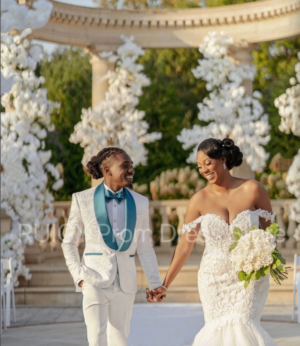 Eleganckie suknie ślubne z odkrytymi ramionami syrenka luksusowe 2025 koronkowa aplikacja cekinowa damska suknia dla panny młodej Vestidos de novia