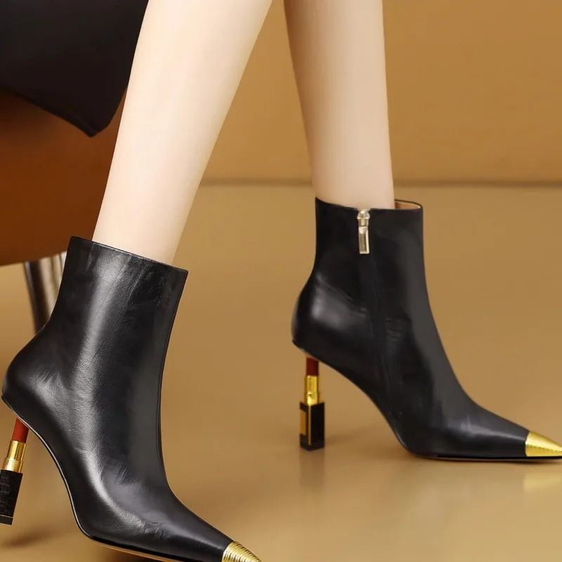 خنجر الجوارب النسائية الخريف والشتاء جديد أشار تو تنوعا قصيرة مخروط الرجعية مزاجه عالية الكعب #1