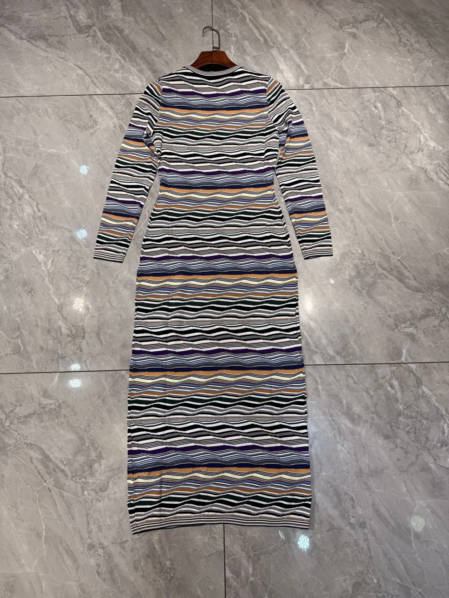 

Autumn Women Striped Knitted Dress Round Neck Long Sleeve Vintage Ladies Midi Robe