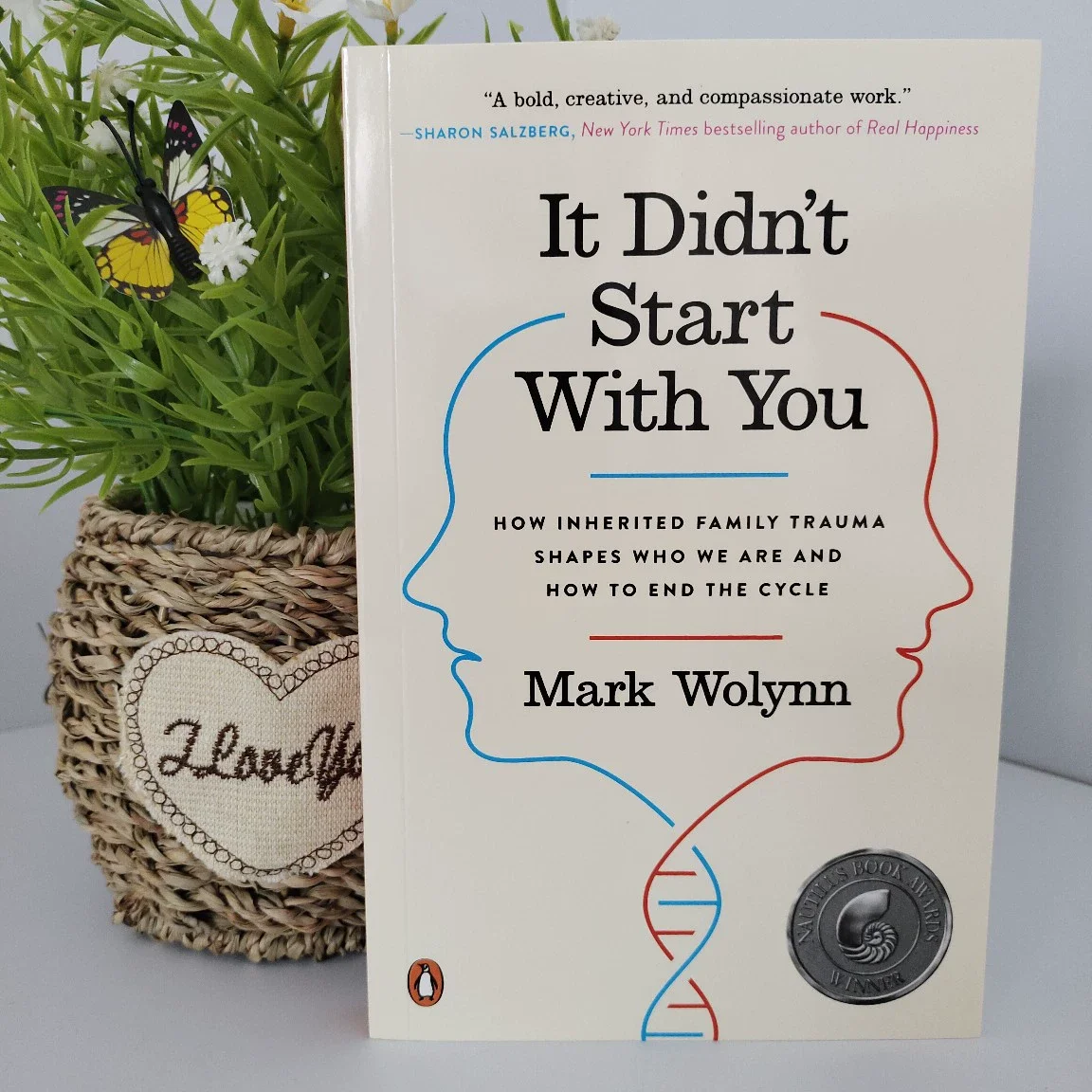 It Didn't Start with You By Mark Wolynn How Inherited Family Trauma Shapes Who We Are and How To End The Cycle English Book