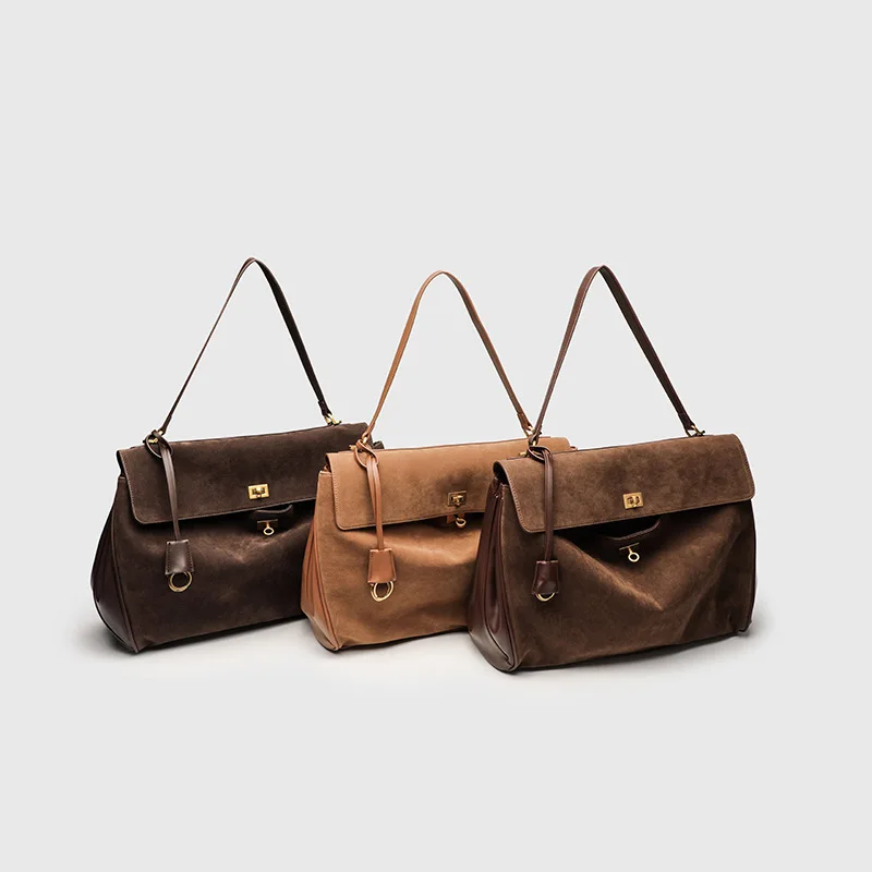 

Classic Elegant Luxury Designer Diaper Bag For Women Leather Tote Large Capacity Stylish Crossbody Handbag For A Polished Look