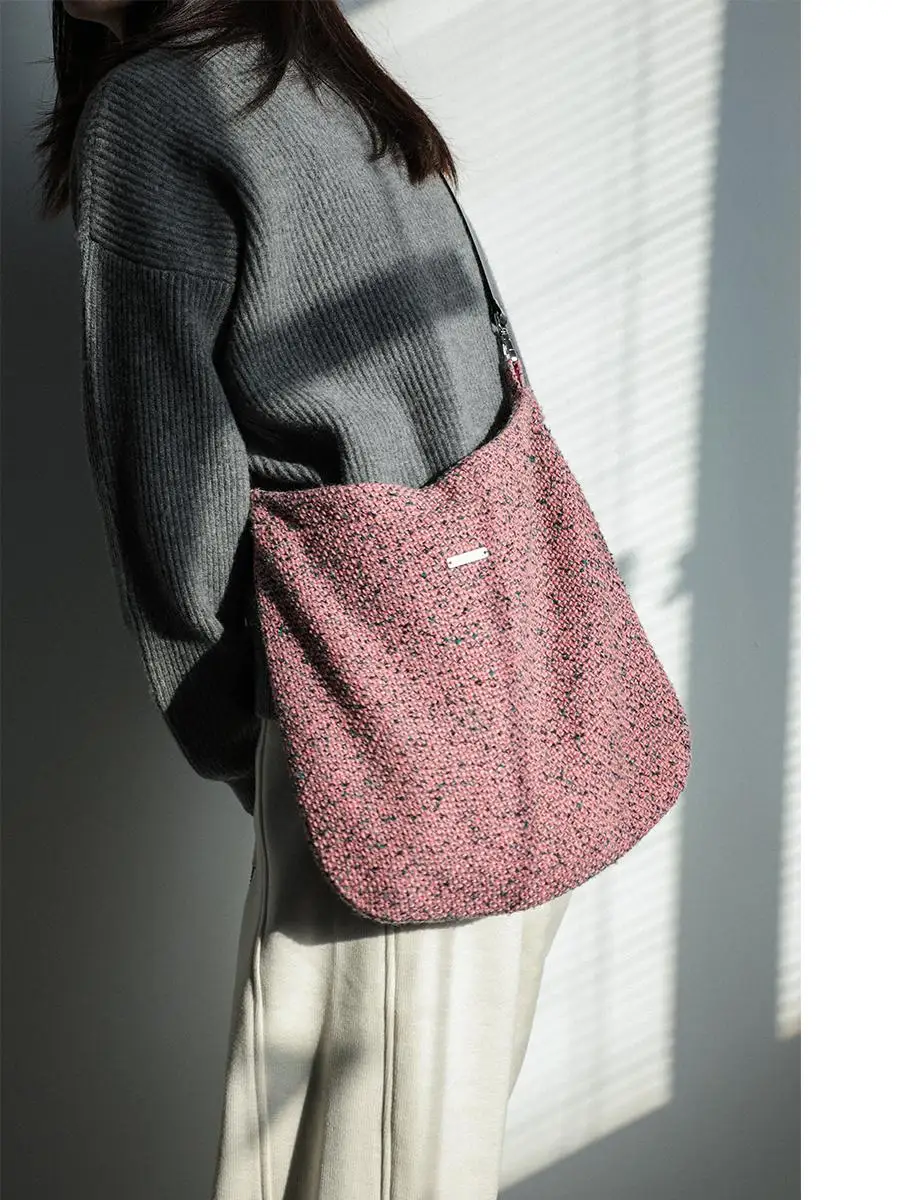 

Autumn / Winter Original Cotton And Linen Woven Women Bag Simple And Casual Versatile Large Capacity Single Shoulder Cross Bag