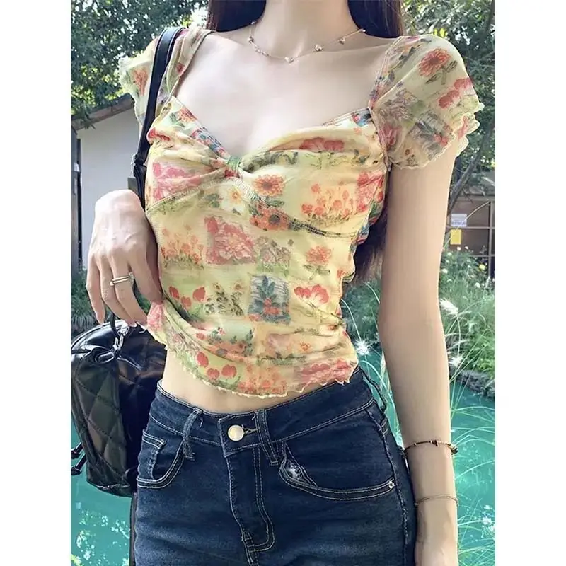Western 2026 Summer New Style Oil Painting Printed Retro Small Shirt Women Spicy Girl Unique V-neck Lace Top