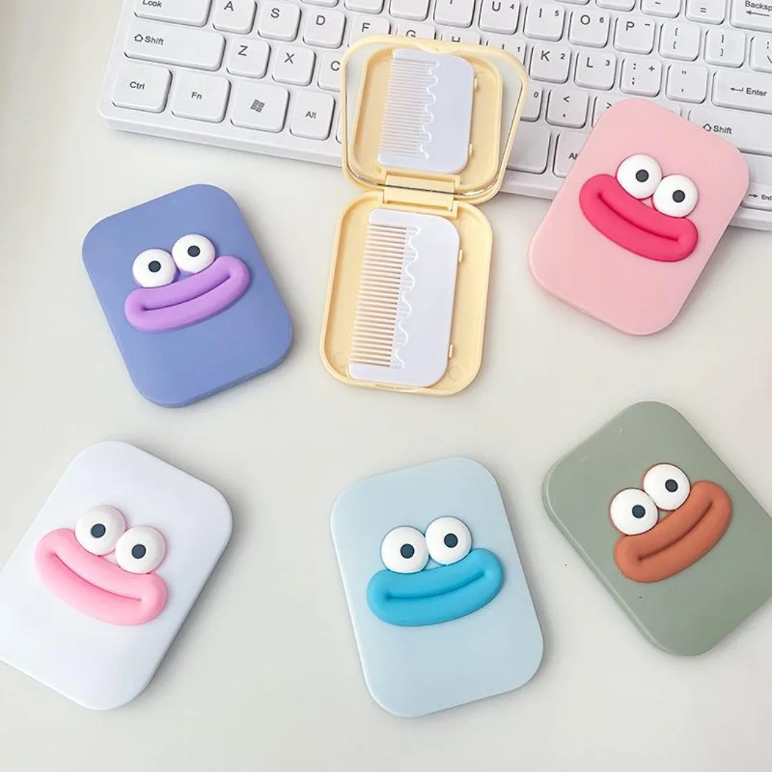 1pc Sausage Mouth Makeup Mirror with Comb Creative Portable Cartoon Mouth Dressing Mirror Funny Folding Flip Small Mirror Women