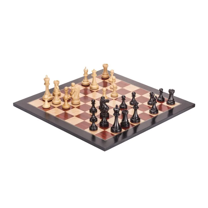 Xadrez grande de madeira maciça e sofisticada