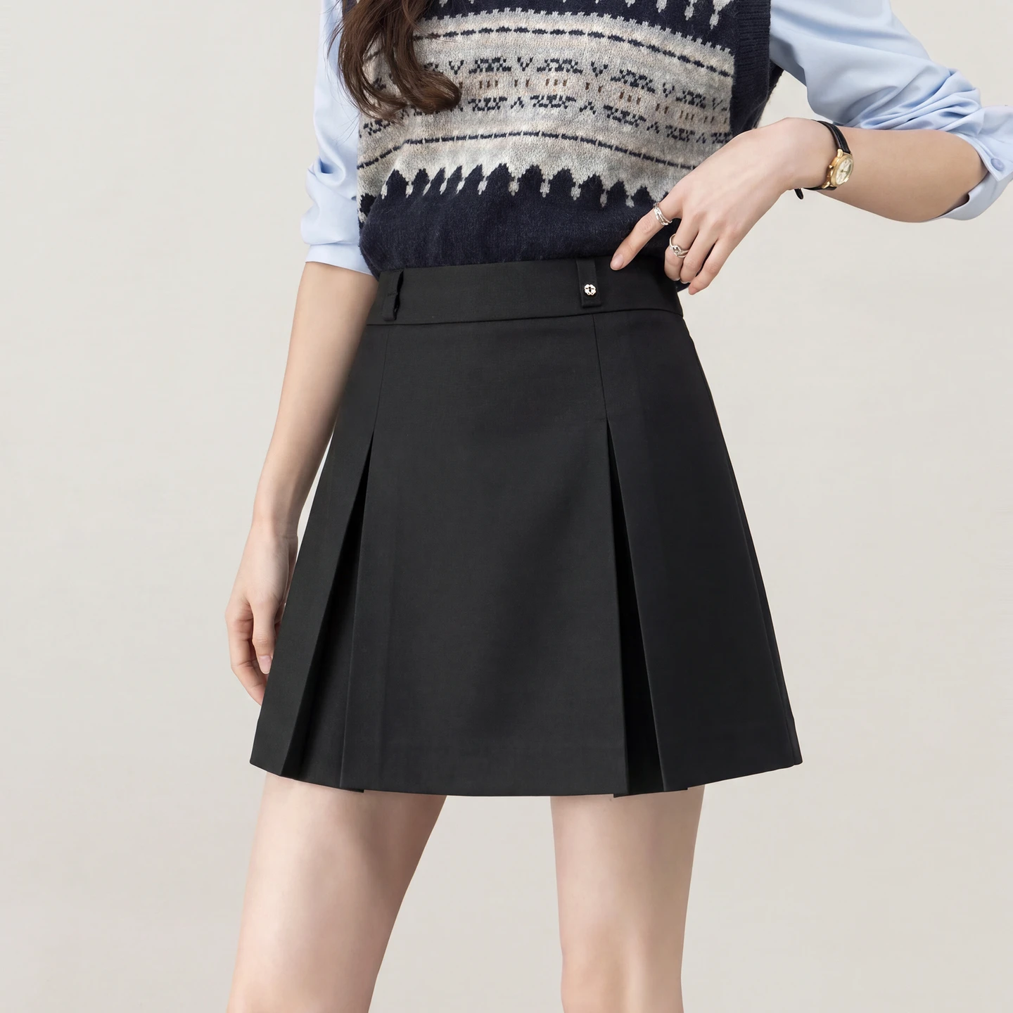 SENTUBILA Women A-line Skirt 2026 Autumn Mid Waist Box Pleats Mini Skirt Petite Hip Cover Slim Daily Office Wear Skirt 163QA7766
