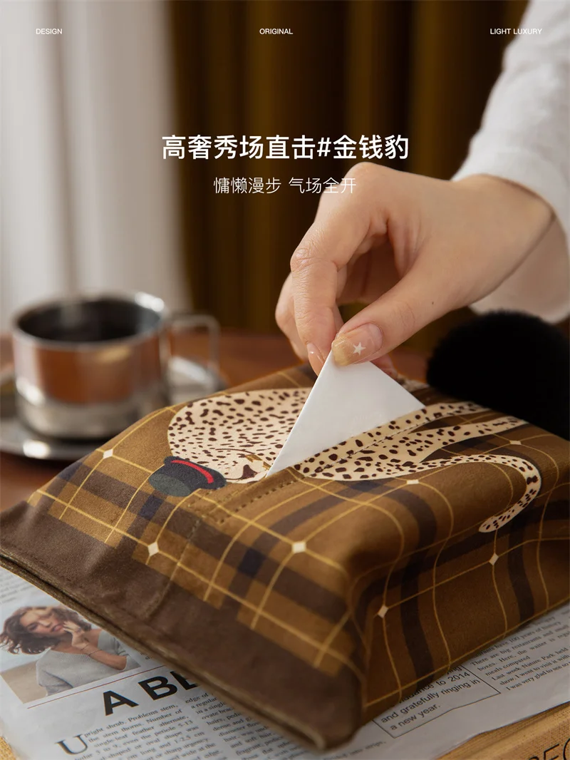 Velvet Tissue Box Cover Designer Leopard  Facial Paper Case Decorative Organizer Holder Dispenser Home Office Car Decor 18x24cm