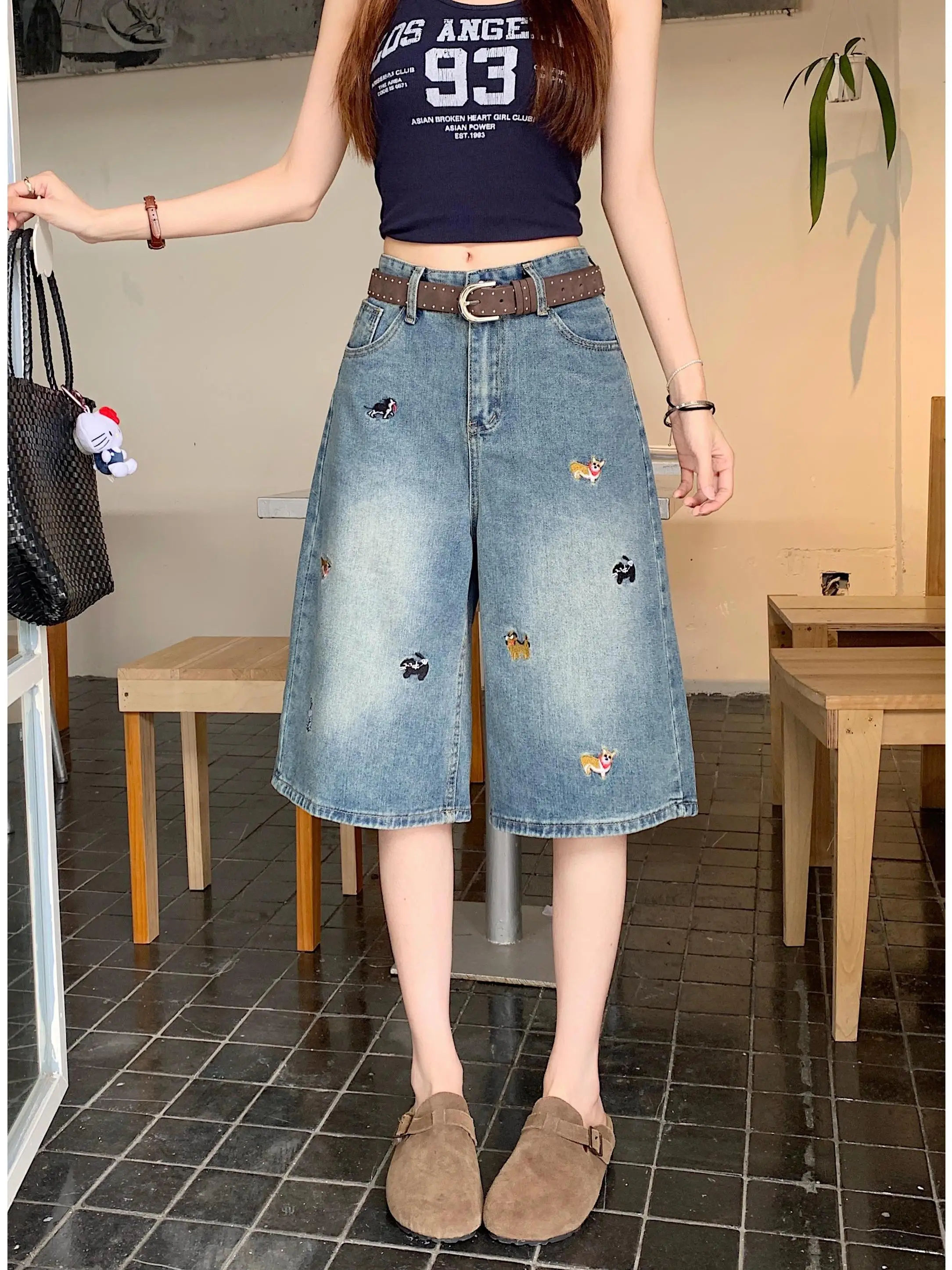 

American Style High Waist Embroidered Dog Jeans Women Summer 2026 New Loose Fit Slimming Wide Leg Mid-Length Pants