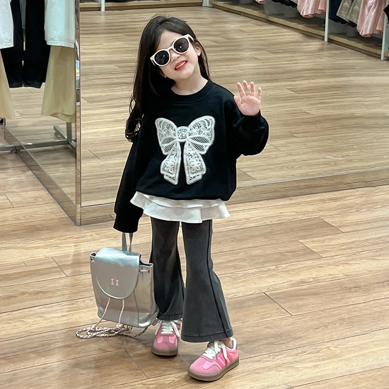 

Autumn 2025 New Foreign Style Lace Bow Sweater Cake Short Skirt Foreign Style Retro Bell Pants Set