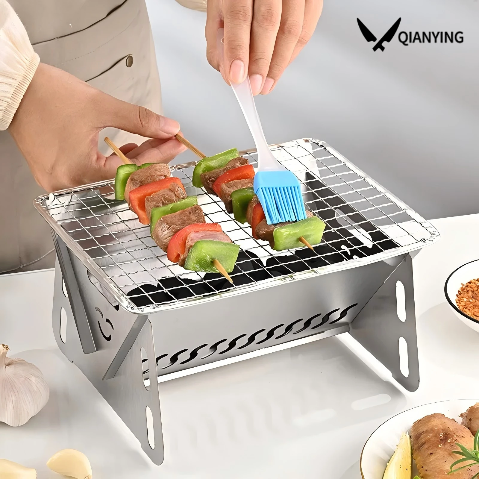 Folding mini brazier Portable grill pan Charcoal grill Multi-functional BBQ grill - ideal for outdoor camping, family gatherings