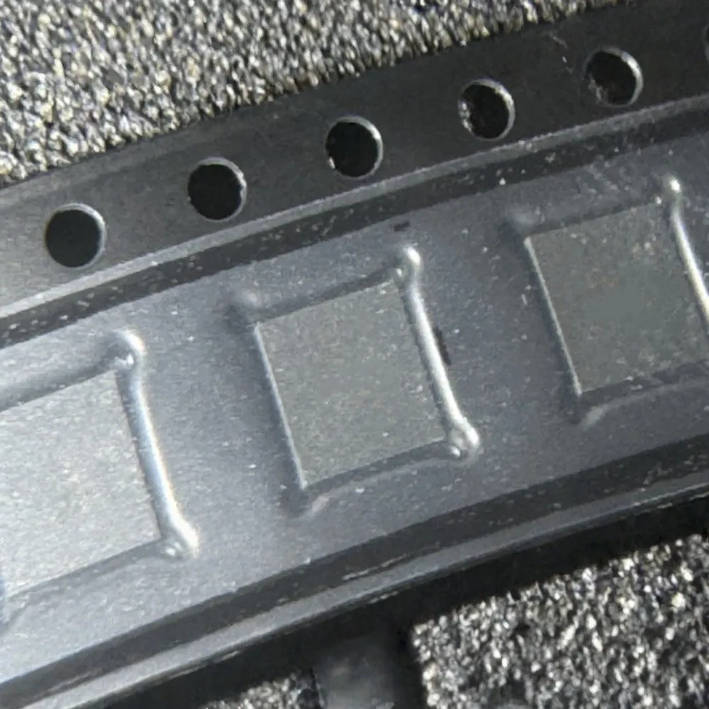 1-50PCS MT29F2G08ABAEAWP-IT:E SIC437A SIC437AED-T1-GE3 AD8092ARZ AD8092 AD8092AR S9KEAZN8AV S9KEAZN8