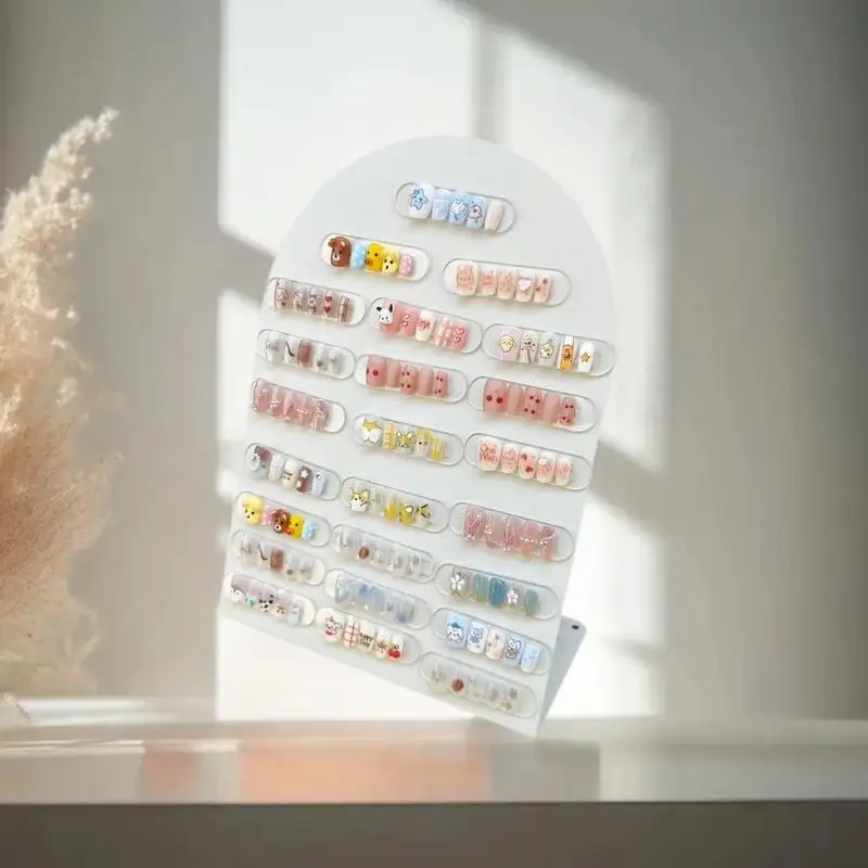 Neue Nail Art Display-Platte mit hochwertigen Acryl-Farbproben; Magnetische Spitzentafel und nummerierte Aufkleber für den Salongebrauch