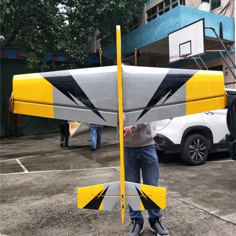 Light wood model aircraft board machine YAK54 64-inch oil-electric dual-purpose stunt machine adapted to 20CC engine