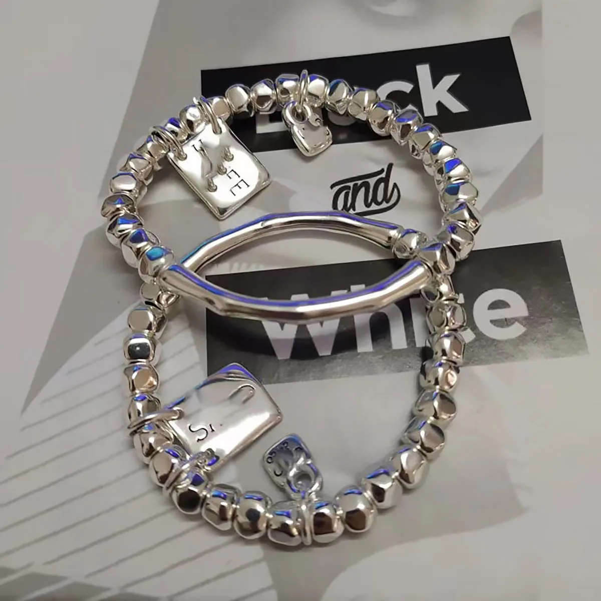 

Uno niche-style stainless steel Unisex bracelet