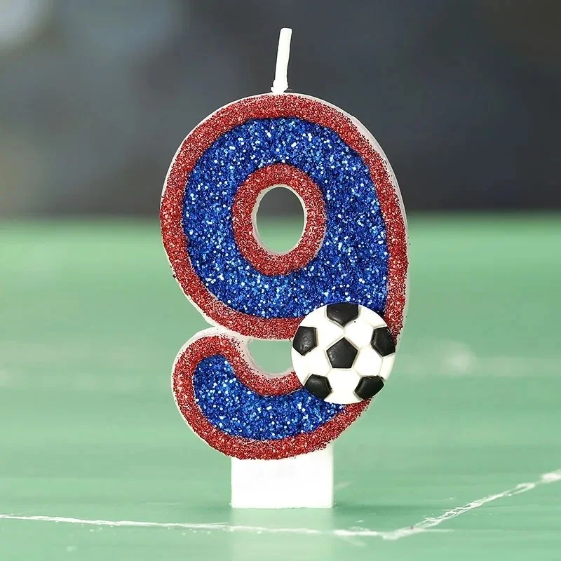 Blaue Zahlenkerzen mit Rotem Rand im Fußball-Design Kreative Digitale Geburtstagstorten-Dekoration – Detail 13