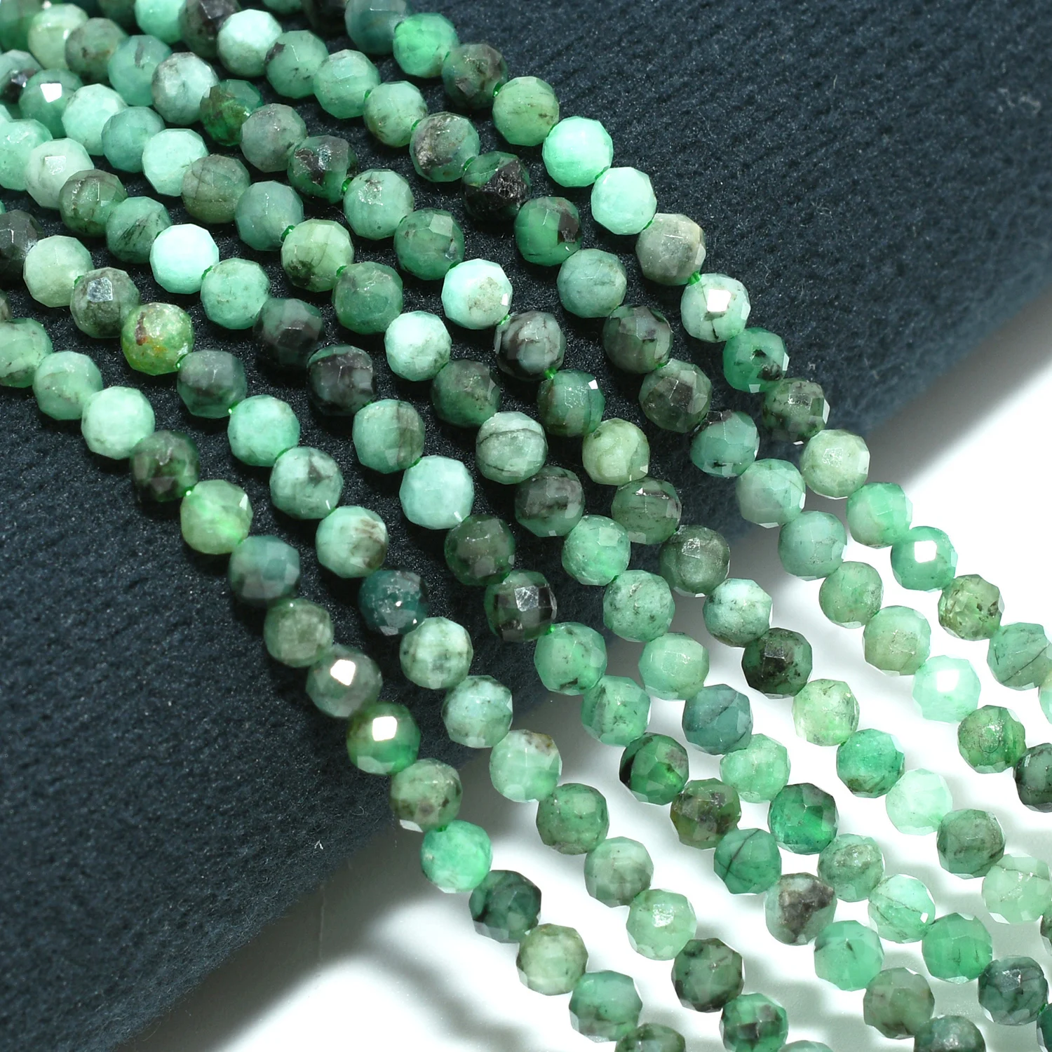 Natural Darker Material Emerald Faceted Round Beads 3.3mm