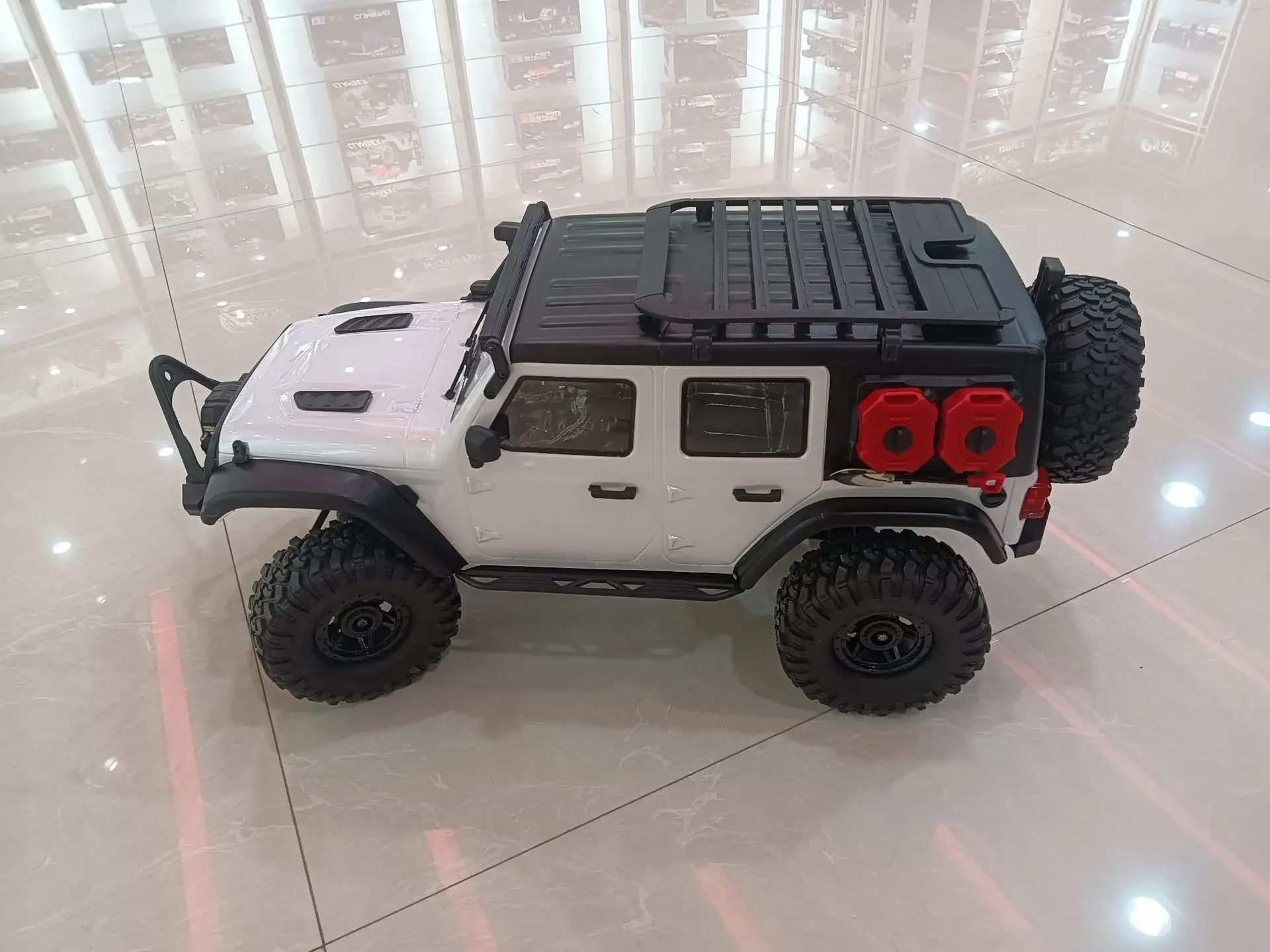 

Радиоуправляемый альпинистский автомобиль Rtr Vehicle 2,4 г Полностью пропорциональный рок-гусеничный автомобиль 1/10 Hb R1011 Автомобиль R1014 с дистанционным управлением 4wd Внедорожный грузовик Игрушки