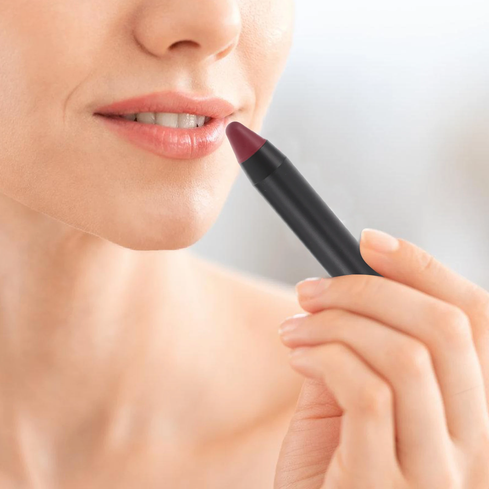 Forro delineador labial maquiagem fornecimento mancha caneta ferramenta de desenho feminino acabamento fosco forro labial de longa duração fornecimento em massa