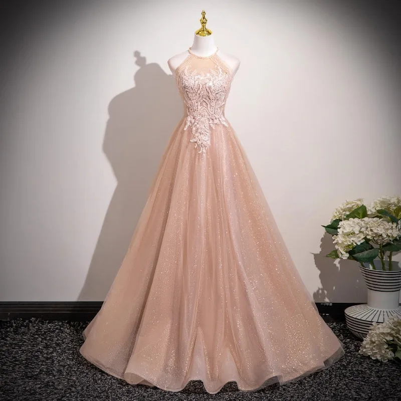 Abito da sera Collo rosa appeso Donna 2026 Nuovo banchetto di compleanno Abito da fidanzamento per matrimonio Vocale Host di riunioni annuali di fascia alta