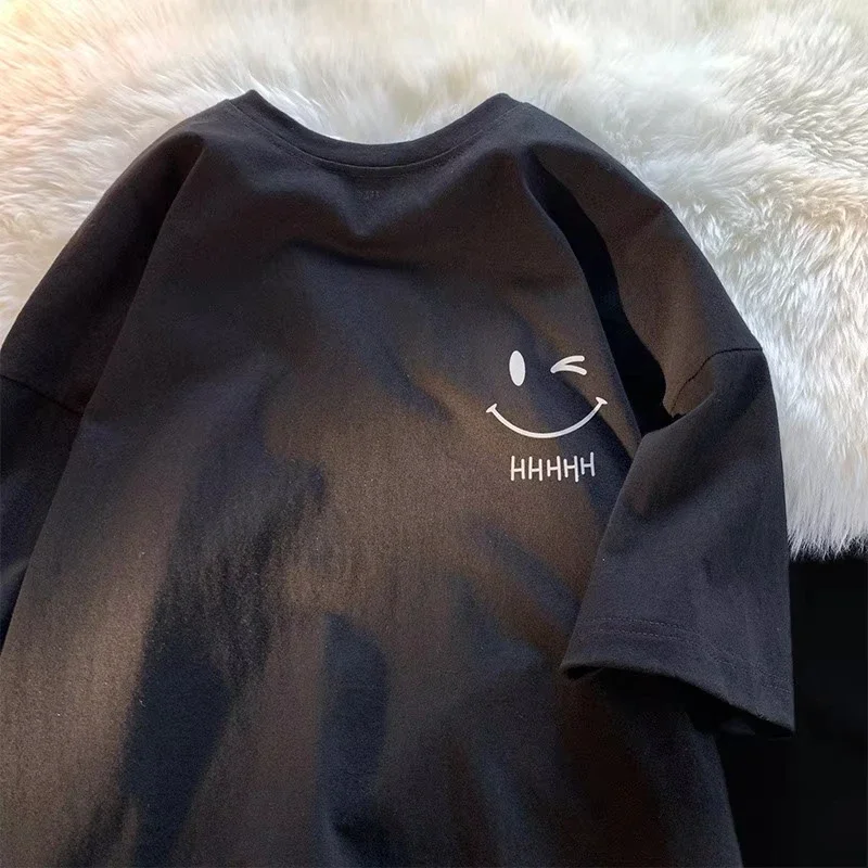 T-shirt à manches courtes pour hommes, motif visage souriant amusant, style couple, basique américain, simple, coupe oversize et ample, haut pull pour garçons