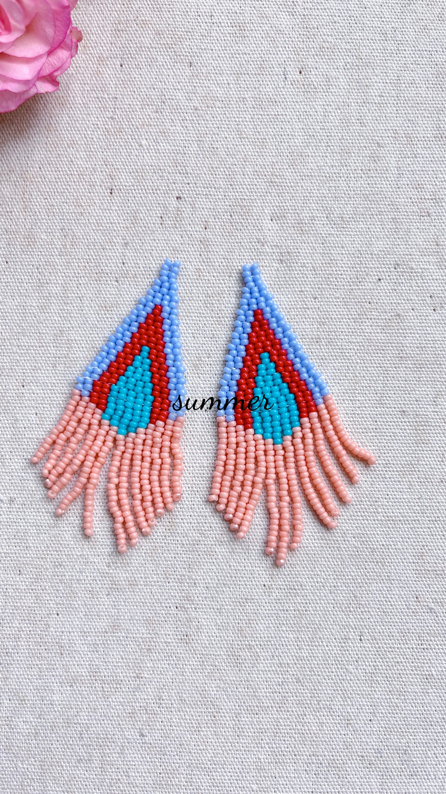 ZGMXR Pendientes de cuentas de arroz Borla Geometría Bohemia Aleación Tejido a mano Original Arco Iris Color degradado Pendientes de cuentas de moda simples