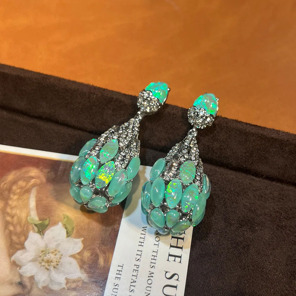 Mermaid Ji big water drop earrings, exquisite high-end French retro Western antique vintage medium antique earrings