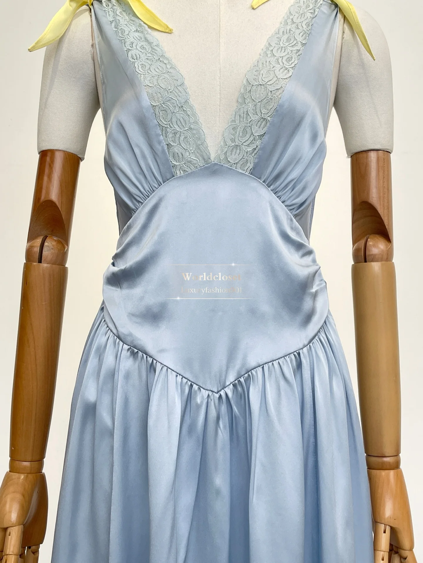 

2026 New Women's Light Blue Deep V-Neck Lace Trim Yellow Bow Straps Open Back Waist Tie Romantic Resort Gown Midi Dress