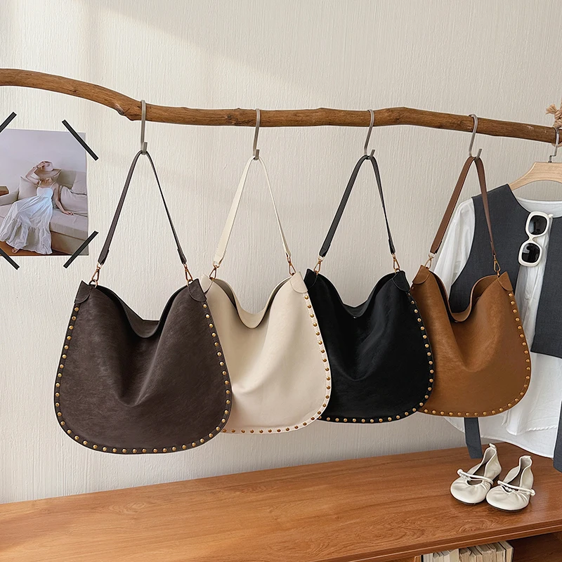 

Personality Horseshoe Shape PU Solid Hasp Women's Shoulder Bags Hot Sale Exquisite Rivets Large Capacity Versatile Crossbody Bag