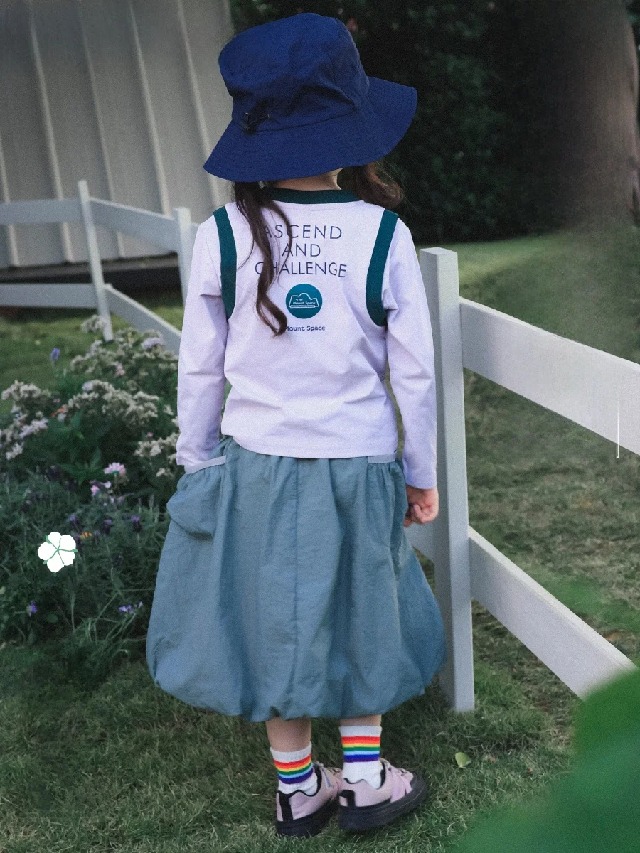 アウトドアガールズセット春の新作超美少女tシャツハーフスカート組み合わせマウンテンシステムシリーズ子供服