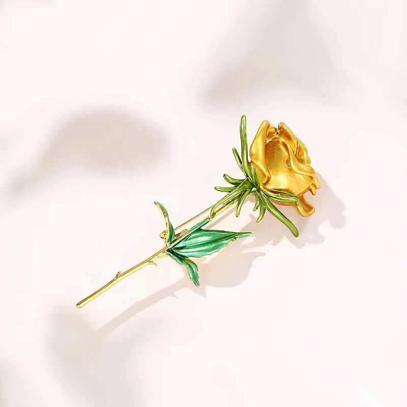 Vintage Rose Flower Enamel Pins Brooches For Women Retro Elegant Fashion Flower Wedding Party Clothing Accessories Jewelry Gift