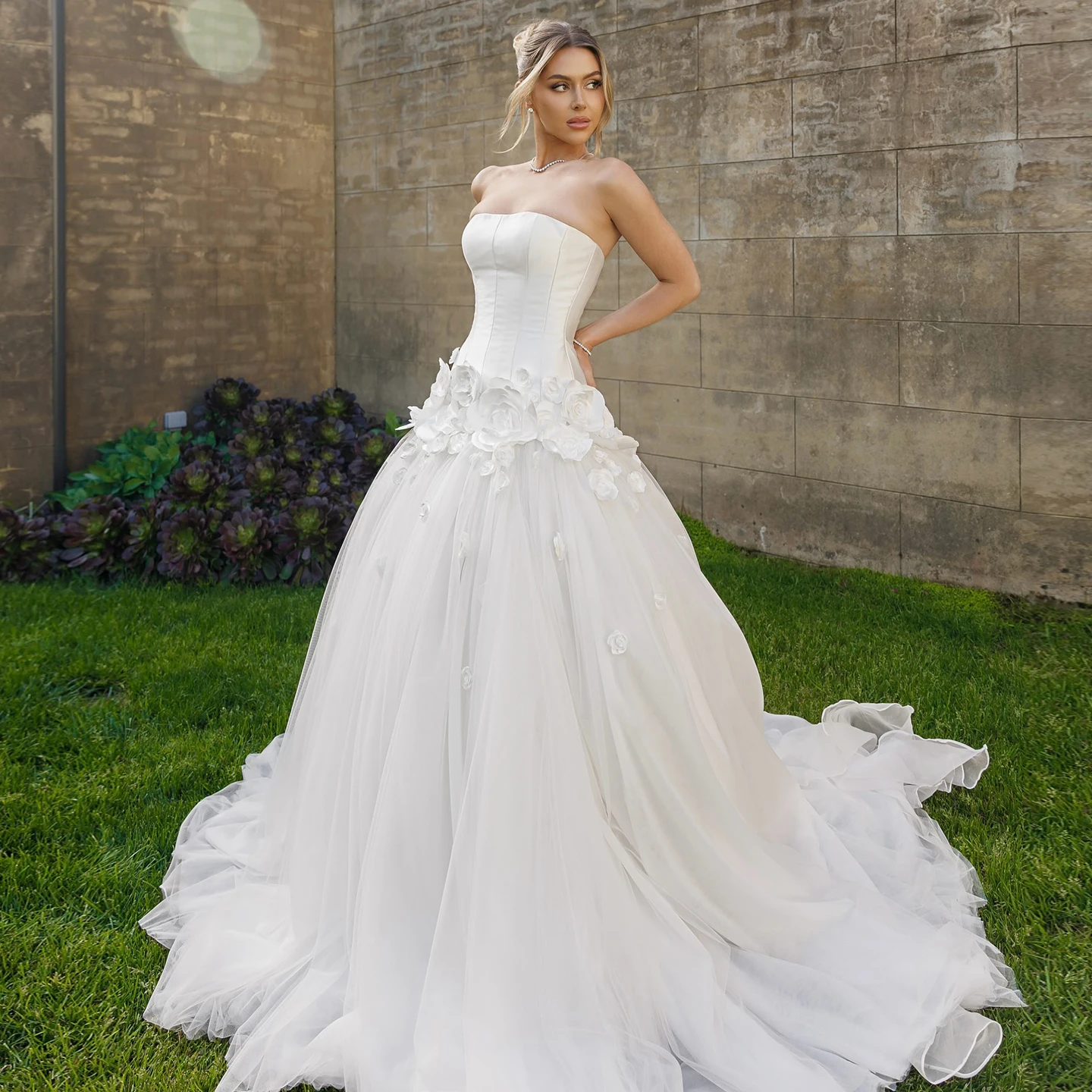 

Sharon Said 2025 Elegant 3D Flowers Strapless White Lace Boho Wedding Dress Simple A-Line Corset Bridal Gowns SW043 Customized
