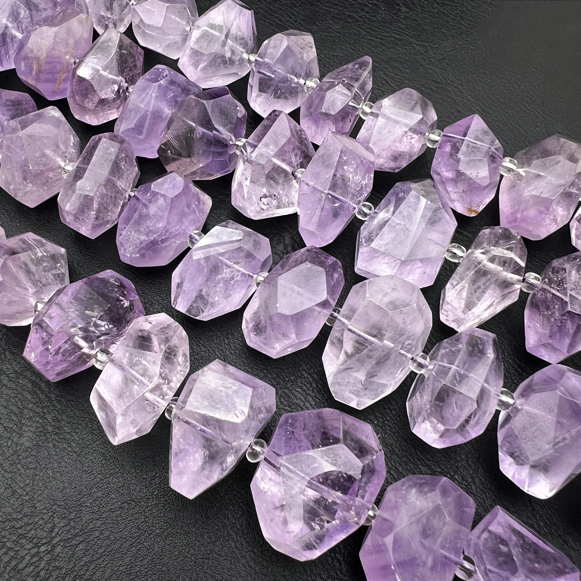 

Large Irregular Hand Cutting Natural Amethysts Light Purple Crystal Quartz Nugget Focus Beads For DIY Jewelry Making MY240702