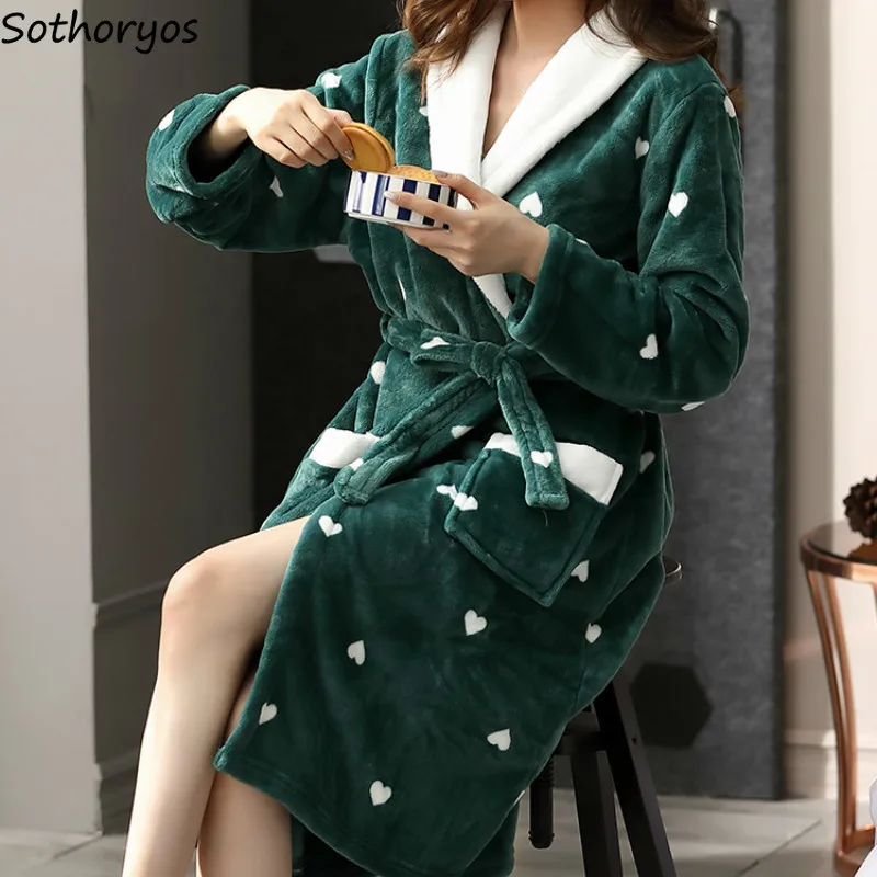 

Women Robes Couples Print Flannel Warm Plus Velvet Thicker Bathrobe Female Daily Soft Cozy Fluffy Pocket Mid-calf Chic Homewear