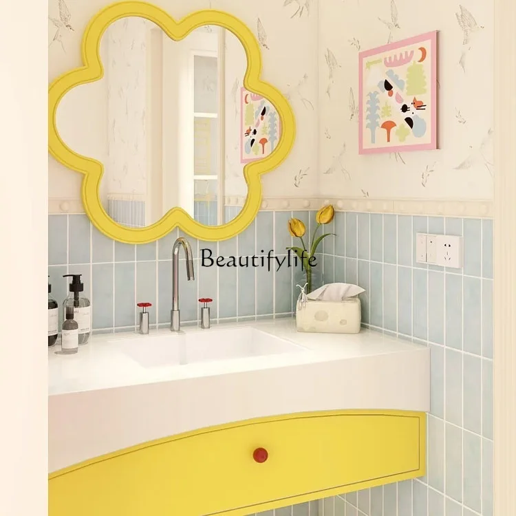 خزانة حمام فرنسية، طلاء خشبي من المطاط الصلب الوردي، حوض غسيل بلاطة صخرية بدون خياطة