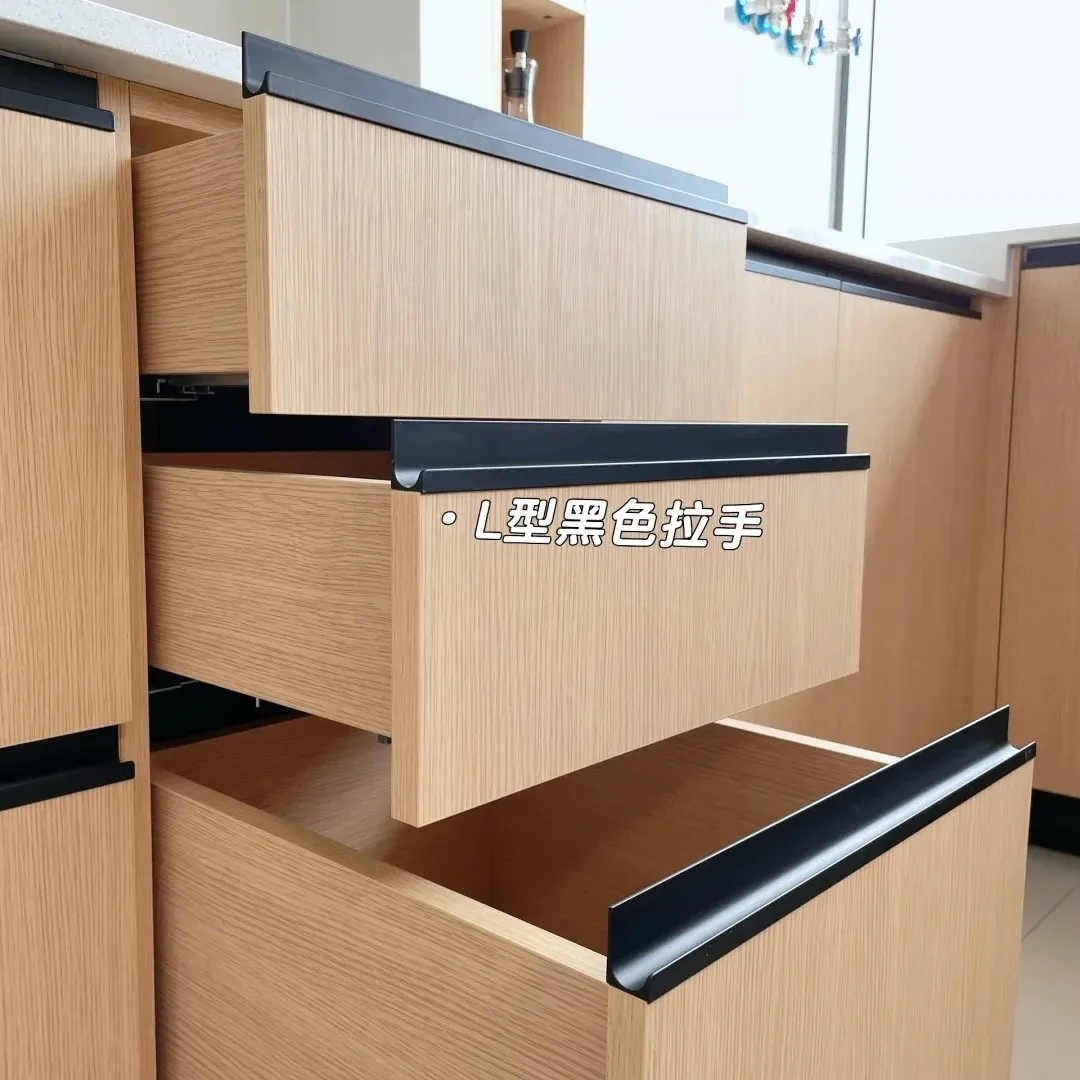 %YUBAI Modern Minimalist Pine Wood Grain Luxury Custom Water Resistant Multi-Functional Kitchen
