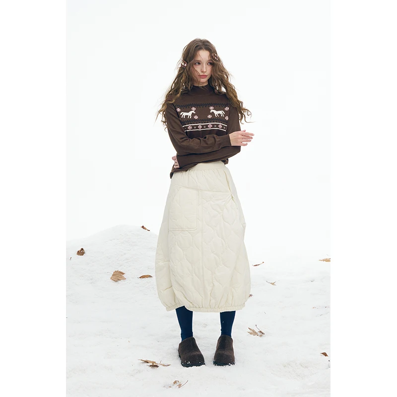 ELFSACK 2025 Winter New Arrivals Y2K Casual Preppy Animal Floral Stripe Graphic Half Neck Knitwear For Women