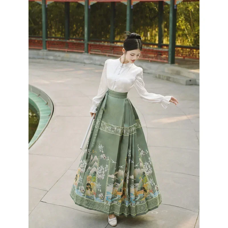 Hanfu Jacquard Satin Top Hot Stamped Mountain and Water Horse Face Skirt Set