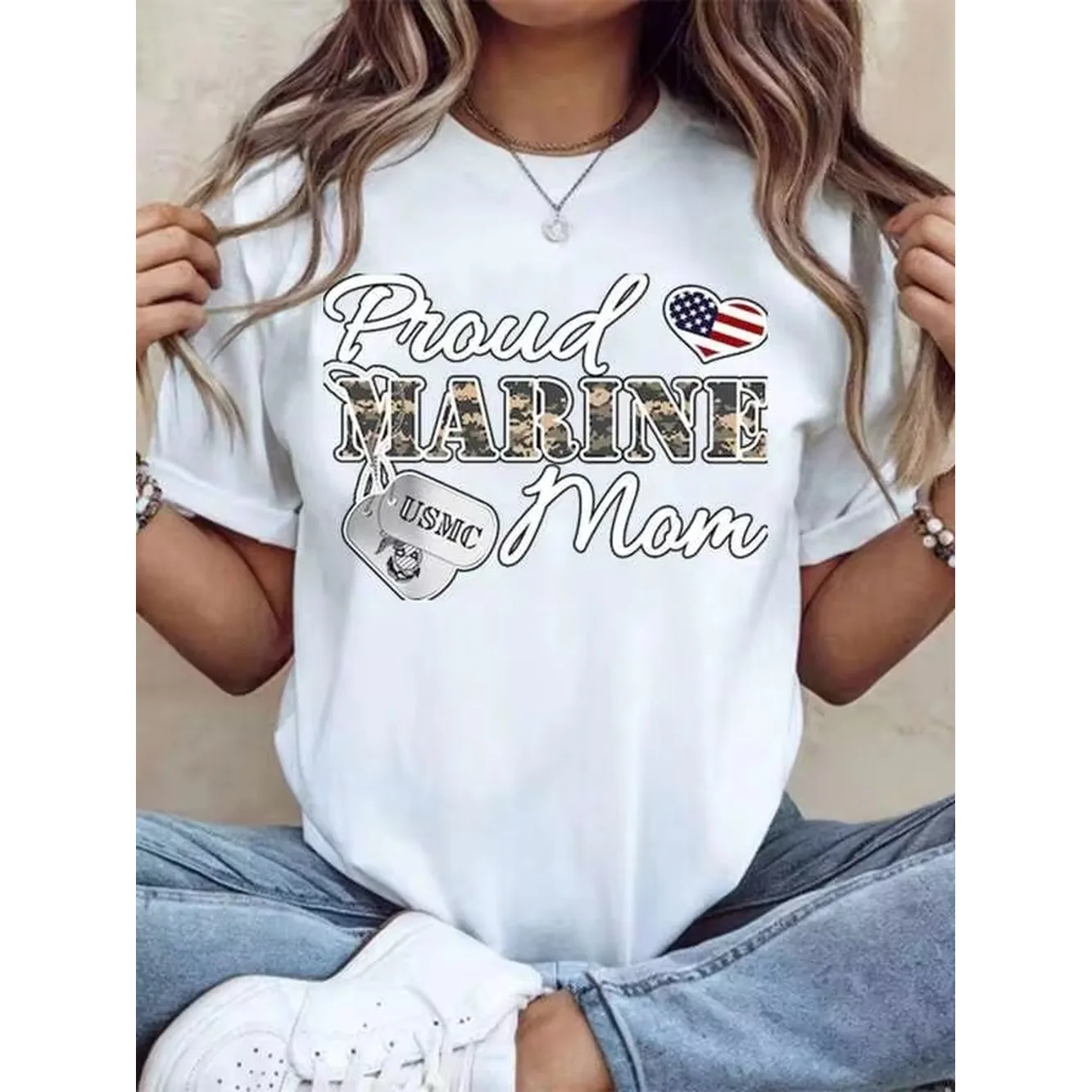 Proud Marine Mom T Shirt With Us Flag And Dog Tags Design For Military Family Patriotic Mother Gift For Memorial Day Fourth Of July And Veterans Day,220g