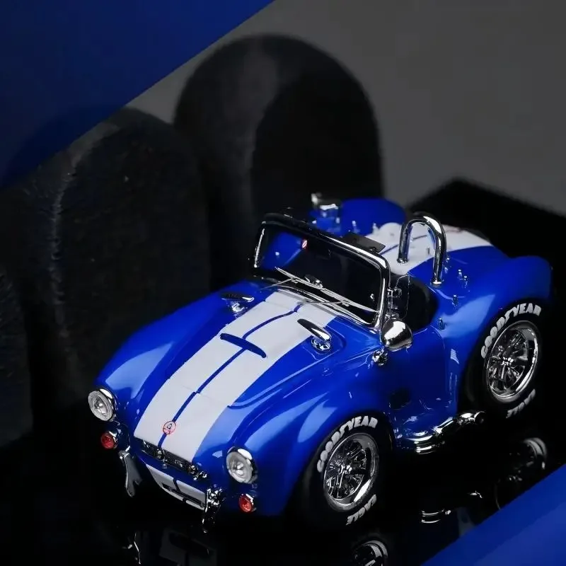 ERAQ 1/64 Shelby 427 Bull King SVJ MINI COOPER JCW F56 Resin Car Model Car Toy Collection Model Christmas Gift Boy Gift