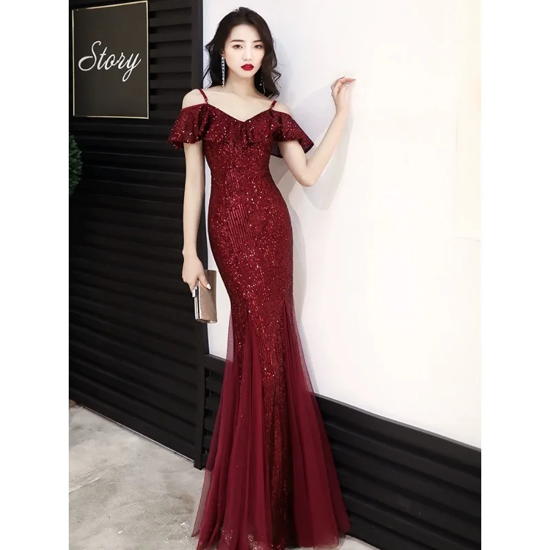 Rotes Ballkleid Sommer Braut Burgund Fischschwanz Abendkleid 2024 neuer hochwertiger One-Shoulder Toast Anzug