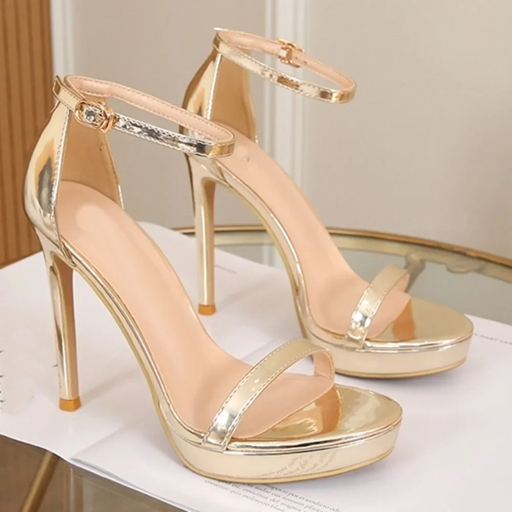 

Platform Cover Heel Sandals One Word Belt Patent Leather Sexy Pointed Toe New Arrivals Fashion Women Modern Shoes